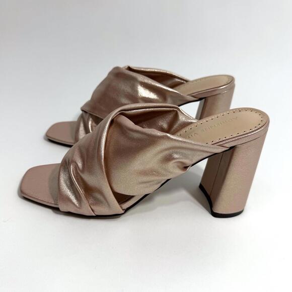 Adrienne Vittadini Women’s Size 8 Champagne Metallic Genie Crossover Sandals - Picture 4 of 10